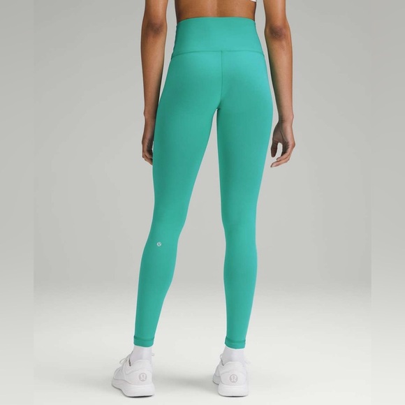 E - Lululemon Wunder Train High-Rise Tight 28"
Kelly Green - Picture 1 of 6